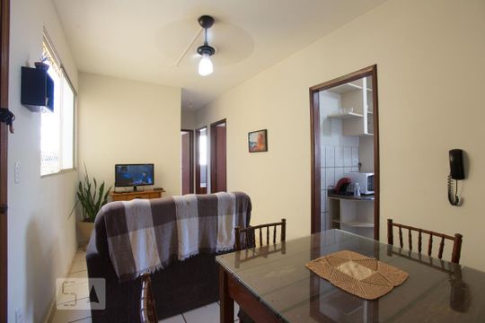 Apartamento para alugar com 3 quartos, 54m² em Jardim Paulistano, Ribeirão Preto