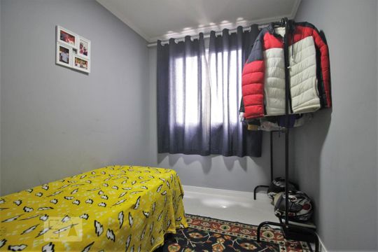 Quarto 1 de apartamento para alugar com 2 quartos, 41m² em Vila Andrade, São Paulo