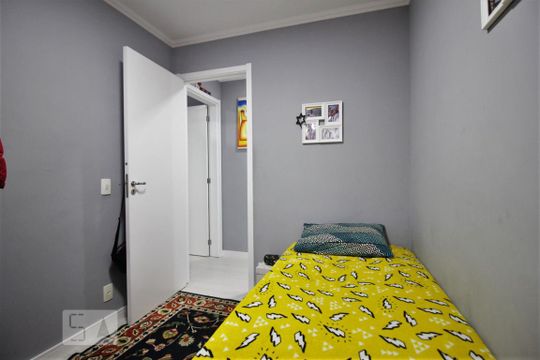 Quarto 1 de apartamento para alugar com 2 quartos, 41m² em Vila Andrade, São Paulo