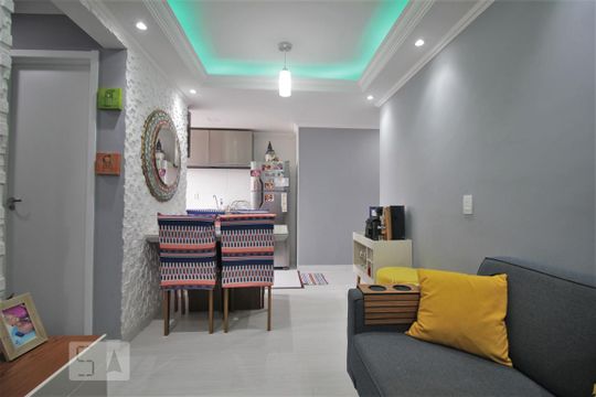 Sala de apartamento para alugar com 2 quartos, 41m² em Vila Andrade, São Paulo