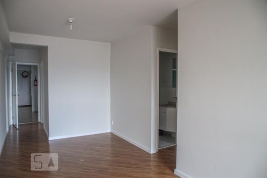 Sala de apartamento para alugar com 2 quartos, 67m² em Fundação, São Caetano do Sul