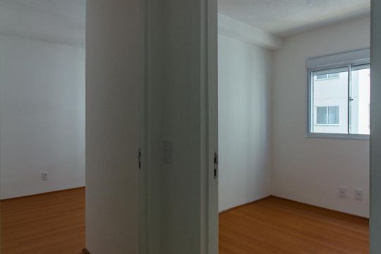 Hall Dormitórios de apartamento à venda com 2 quartos, 40m² em Vila Moreira, São Paulo