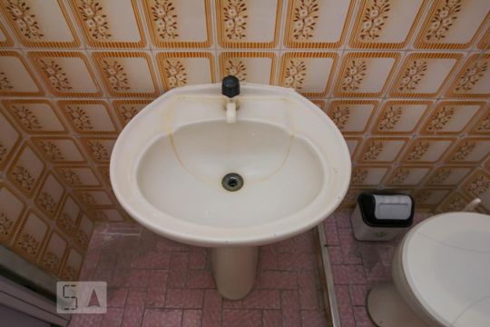 Banheiro Social de kitnet/studio para alugar com 1 quarto, 12m² em Centro, Rio de Janeiro