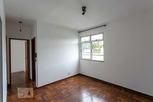 Apartamento à venda com 2 quartos, 55m² em Horto Florestal, Belo Horizonte