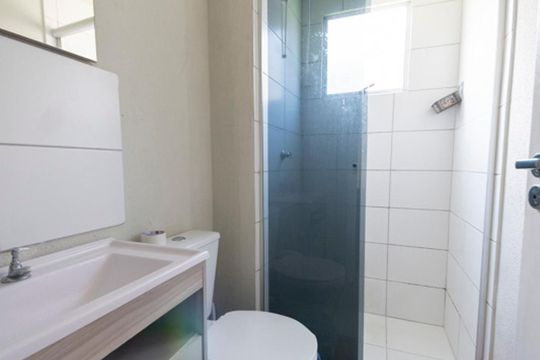 Banheiro de apartamento para alugar com 2 quartos, 48m² em São Miguel, São Leopoldo