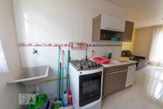 Cozinha de apartamento para alugar com 2 quartos, 48m² em São Miguel, São Leopoldo