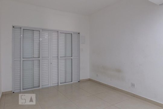 Suíte de casa à venda com 3 quartos, 320m² em Água Branca, São Paulo
