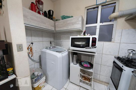 Cozinha e Área de Serviço de apartamento para alugar com 2 quartos, 60m² em Campina, São Leopoldo