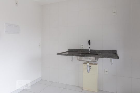 Cozinha de apartamento à venda com 1 quarto, 31m² em Água Branca, São Paulo
