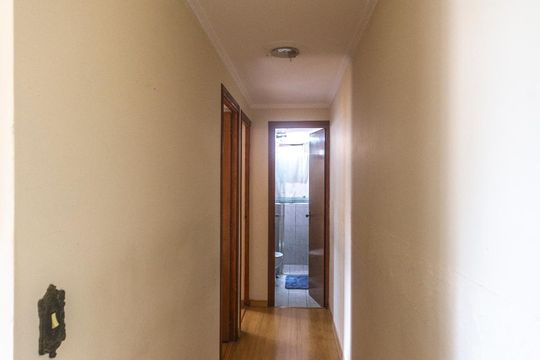 Corredor de apartamento à venda com 2 quartos, 54m² em Santa Terezinha, São Bernardo do Campo