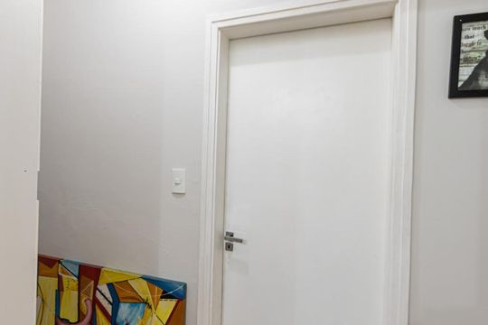 Corredor de apartamento à venda com 2 quartos, 62m² em Pari, São Paulo