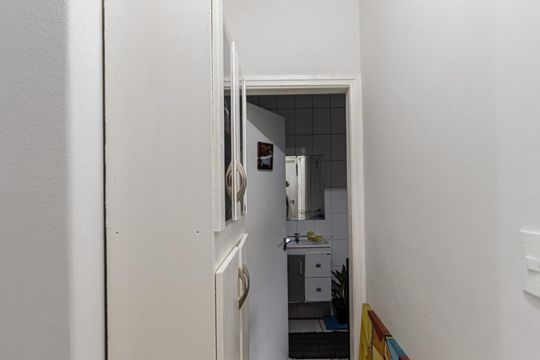 Corredor de apartamento à venda com 2 quartos, 62m² em Pari, São Paulo