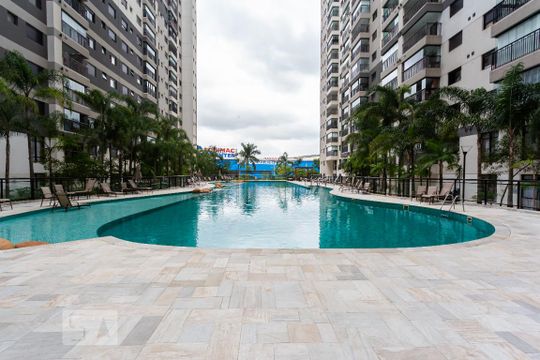 Área comum - Piscina de apartamento à venda com 2 quartos, 62m² em Continental, Osasco