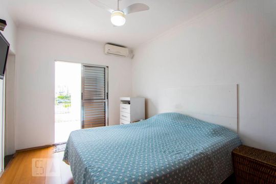 Casa 1 - Quarto 1 - Suíte de casa à venda com 5 quartos, 342m² em Bangú, Santo André