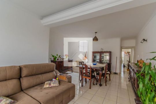Sala de casa à venda com 3 quartos, 270m² em Vila Mariana, São Paulo