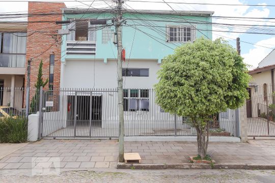 Fachada da Casa de casa para alugar com 4 quartos, 430m² em Sarandi, Porto Alegre