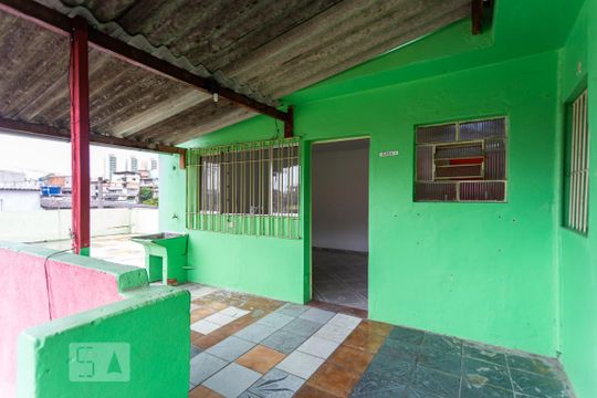 Fachada de casa à venda com 1 quarto, 50m² em Santo Antônio, Osasco