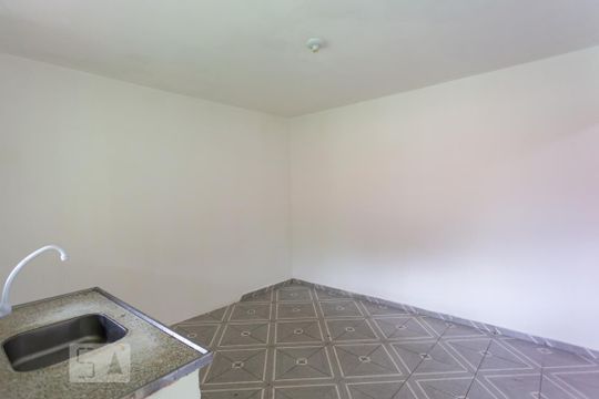 Cozinha de casa à venda com 1 quarto, 50m² em Santo Antônio, Osasco