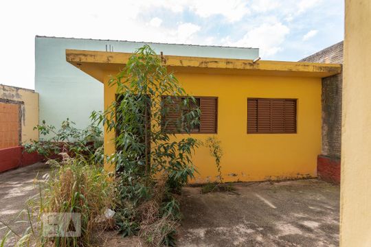 Casa dos fundos de casa à venda com 4 quartos, 250m² em Parque Jambeiro, Campinas