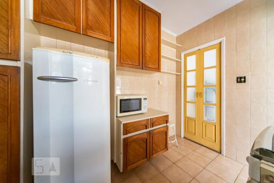 Cozinha  de apartamento para alugar com 3 quartos, 80m² em Jardim, Santo André