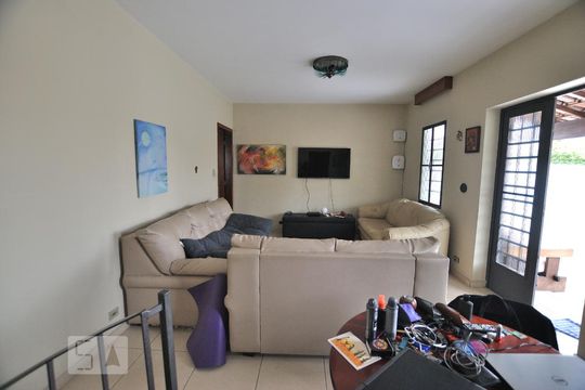 Sala de casa para alugar com 5 quartos, 280m² em Vila São José (ipiranga), São Paulo