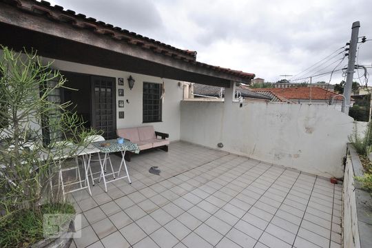 Sacada de casa para alugar com 5 quartos, 280m² em Vila São José (ipiranga), São Paulo