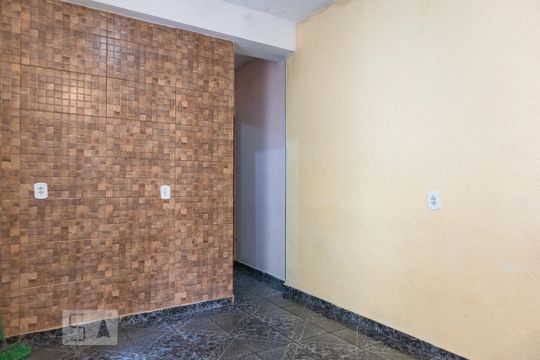 Sala de casa à venda com 1 quarto, 50m² em Jardim Peri, São Paulo