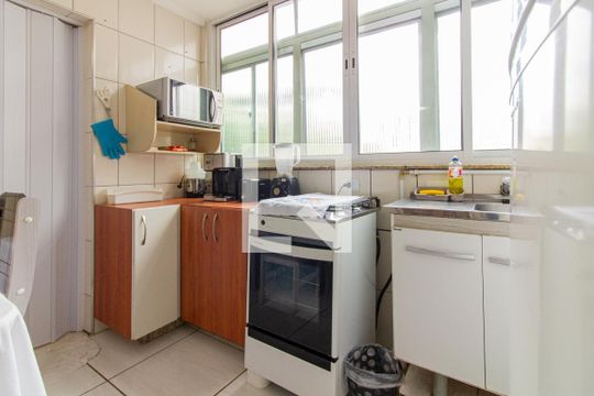 Cozinha de kitnet/studio à venda com 1 quarto, 30m² em Água Branca, São Paulo