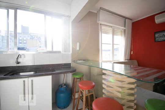 Cozinha de apartamento para alugar com 2 quartos, 50m² em Cavalhada, Porto Alegre