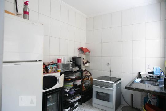 Cozinha de casa de condomínio à venda com 2 quartos, 60m² em Limoeiro, São Paulo