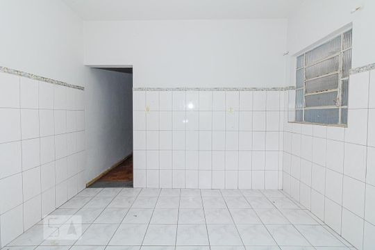 Cozinha de casa para alugar com 2 quartos, 65m² em Vila Mazzei, São Paulo