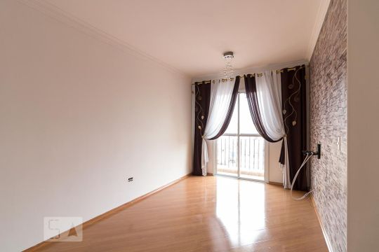 Sala de apartamento para alugar com 3 quartos, 67m² em Ponte Grande, Guarulhos
