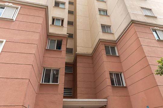 Fachada do bloco de apartamento para alugar com 3 quartos, 67m² em Ponte Grande, Guarulhos