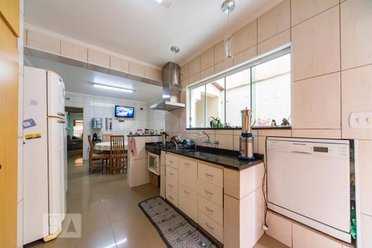 Cozinha  de casa à venda com 5 quartos, 270m² em Jardim, Santo André