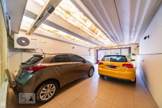 Garagem de casa à venda com 5 quartos, 270m² em Jardim, Santo André