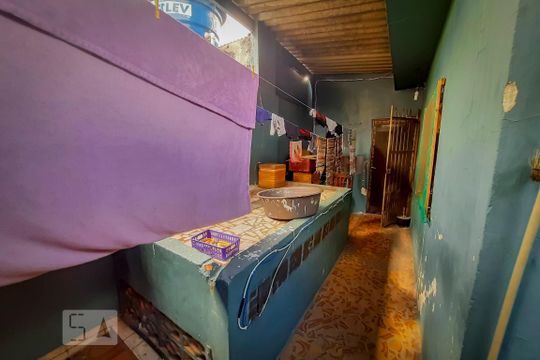 Lavaderia de casa à venda com 3 quartos, 215m² em Vila Tolstoi , São Paulo