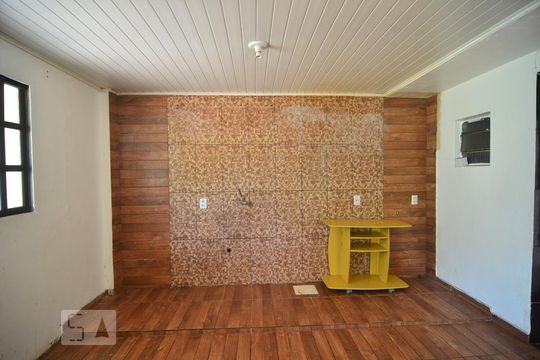 Sala e cozinha de casa à venda com 2 quartos, 90m² em Harmonia, Canoas