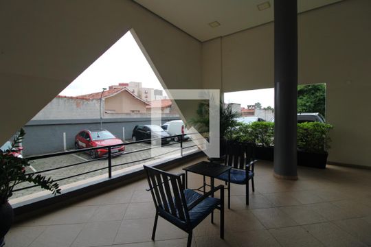 Área comum de apartamento para alugar com 3 quartos, 77m² em Jardim Luanda, São Paulo