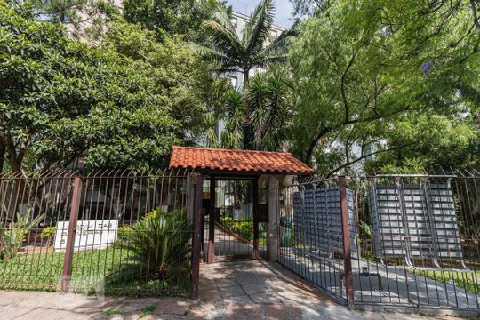 Fachada do Prédio de apartamento à venda com 2 quartos, 60m² em Jardim Itu Sabará, Porto Alegre