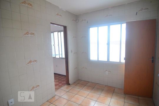 Cozinha de apartamento à venda com 3 quartos, 100m² em Estância Velha, Canoas