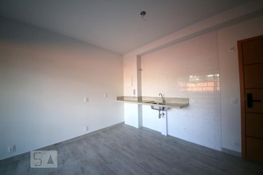 Cozinha  de apartamento à venda com 1 quarto, 37m² em Santo Amaro, São Paulo