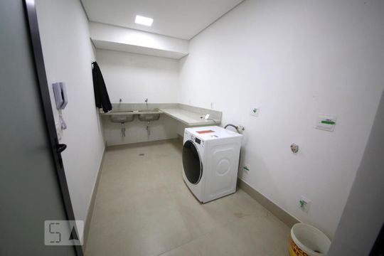 Lavanderia de apartamento à venda com 1 quarto, 37m² em Santo Amaro, São Paulo