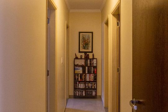 Corredor de apartamento à venda com 3 quartos, 89m² em Perdizes, São Paulo