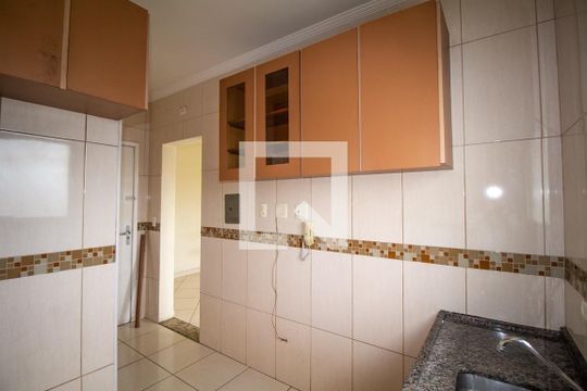 Cozinha de apartamento à venda com 2 quartos, 55m² em Quinta da Paineira, São Paulo
