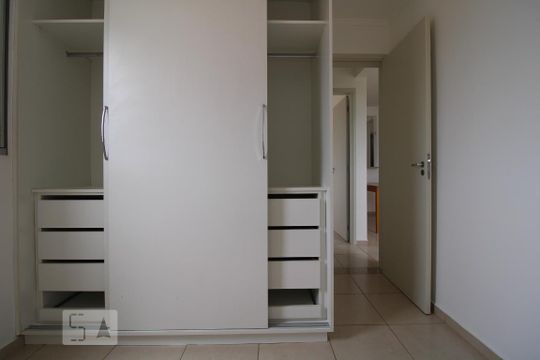 Quarto 1 de apartamento à venda com 2 quartos, 42m² em Vila Trinta E Um de Março, Campinas