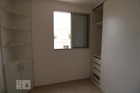 Quarto 1 de apartamento à venda com 2 quartos, 42m² em Vila Trinta E Um de Março, Campinas