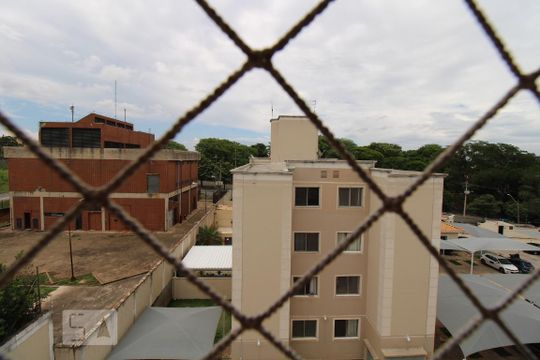 Vista do Quarto 1 de apartamento à venda com 2 quartos, 42m² em Vila Trinta E Um de Março, Campinas