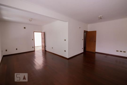 Casa à venda com 3 quartos, 260m² em Jardim Jussara, São Paulo