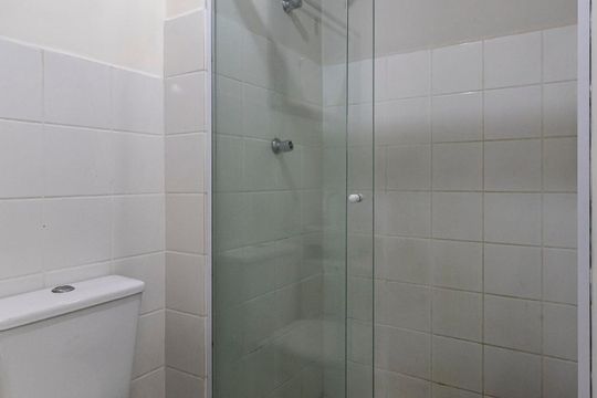 Banheiro de kitnet/studio à venda com 1 quarto, 38m² em Cambuci, São Paulo