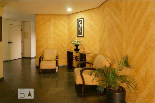 Hall de Entrada de apartamento à venda com 2 quartos, 55m² em Vila Cavaton, São Paulo